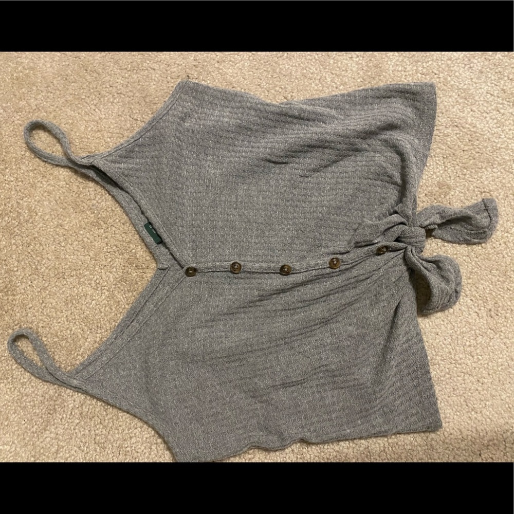 Grey tank top